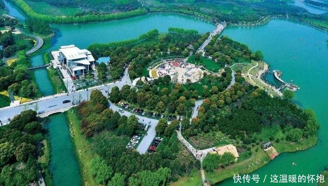 中国最“牛”县城，不仅有高铁地铁还有古镇，比很多二线城市富裕