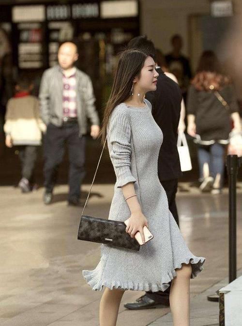  #春天#春天来了,我们应该怎么穿衣服呢?这几种搭配给你建议!