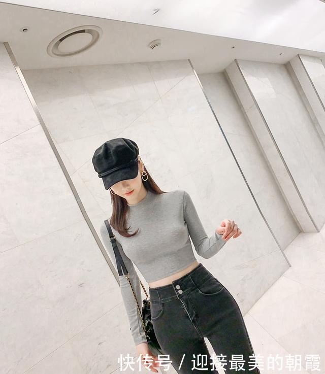 夹克:孙允珠机车毛领夹克外套配纯黑宽跟长筒靴,街头的时尚酷姐