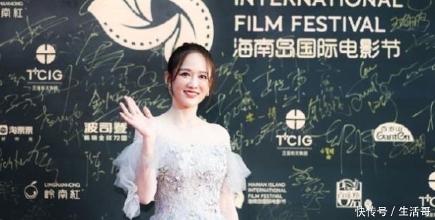 『 生图』水桶腰臃肿藏不住, 不老女神生图皱纹脸垮，65岁赵雅芝红毯大翻车!