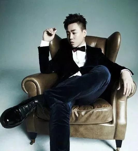 假学历害人!全国有60万人学历造假,竟然连明星学历都是……