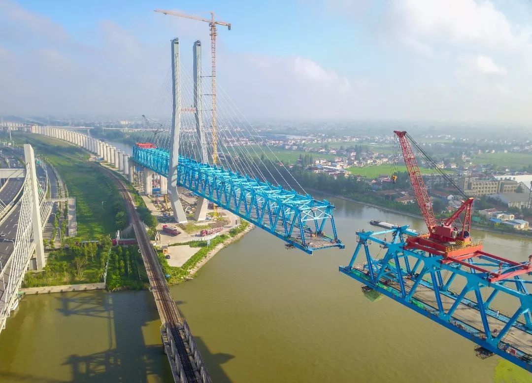 江苏将建成的一条城际高铁，耗资百亿，预计2019年底建成通车