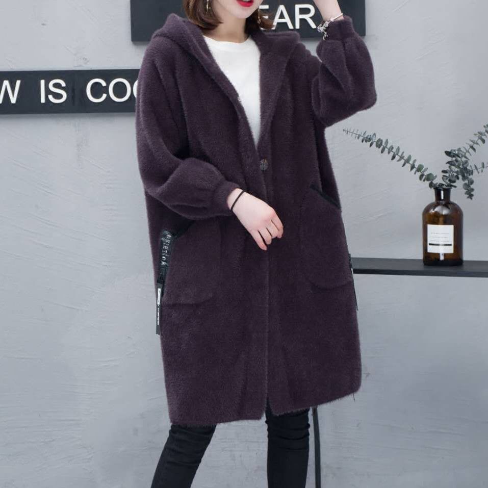 姐姐秋天最爱穿的款式,80后的她穿的是又白又嫩,真是美不胜收