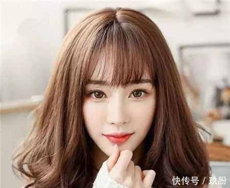  脸部@发型决定颜值，但是怎么选发型要看你的脸型，这样选发型准没错！