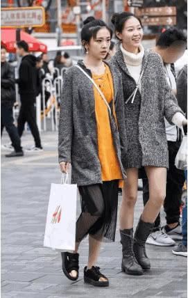 街拍:图2差点春光乍现，图3大胯骨超性感，图4告白你敢答应嘛?