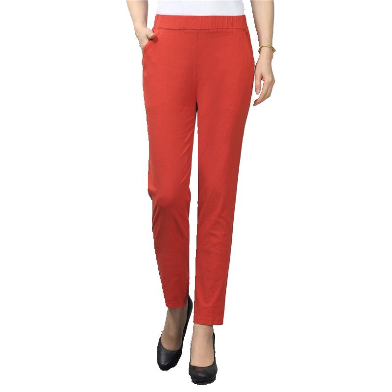 终于等到“妈妈裤”上新了，时髦优雅显身材，一口气给妈妈买3条