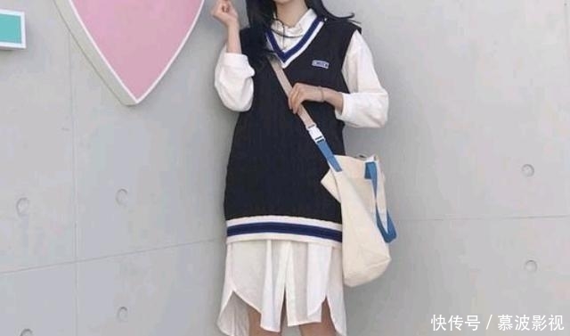 「真的」穿连衣裙不一定穿高跟鞋,试试这样搭配,真的很淑女