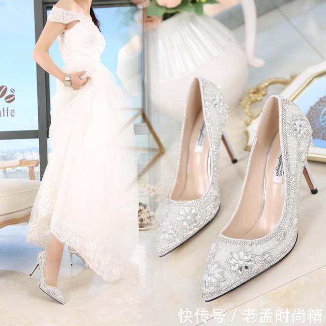  水钻高跟鞋@穿起美丽的水晶鞋，你一定会比灰姑娘更美，一定能遇到你的王子