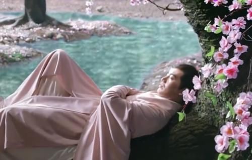 折颜:三生三世:天地第一只凤凰并不是折颜?她是狐后闺蜜,四海八荒有名的美人