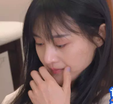 |郑爽触犯圈内规则？被高层拉黑放狠话，综艺之外资源堪忧