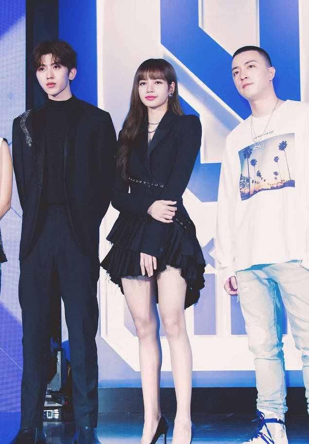 #联名#lisa的卫衣怎么这么眼熟？原来顶级爱豆也穿网红款？