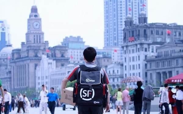 顺丰之忧:王卫身价跌300亿,核心业务遭受夹击,赶快告诉家人