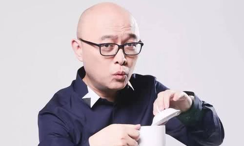  #中年#中年光头如何穿衣打扮？这四个基础点值得注意