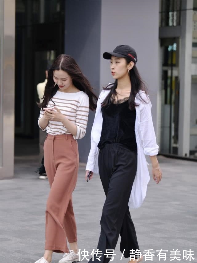 气质:能够更好的展现出女人的美丽,街拍:清爽大气展现清新淡雅的气质