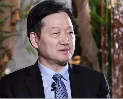  【牧原股份】对不起，我要去养猪了！千亿＂首富＂招人养猪，月