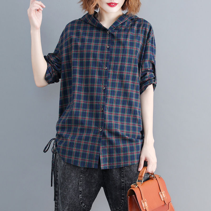 这才是早秋流行“小衫+半裙短小”，赶紧来看看下面女人，超美嫩