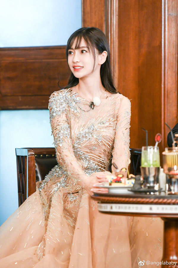 Angelababy生了个假孩子吗?