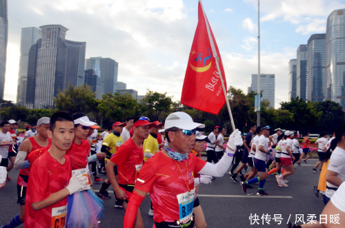 深圳国际马拉松双金赛事