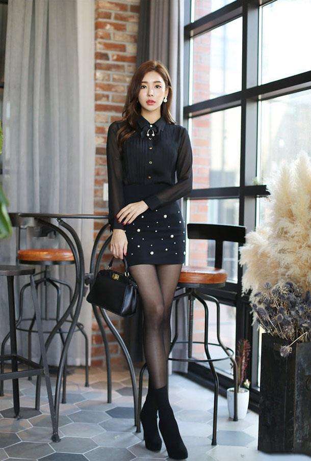 包臀裙搭配黑丝袜, 高挑好身材, 魅力不一般!