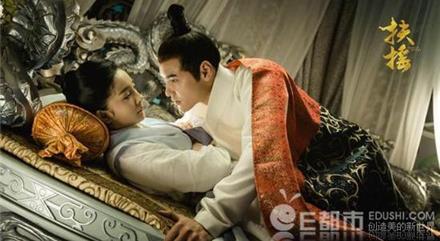 杨幂替身当妈 卓亨瑜晒孕照曝儿子正脸 老公撞脸黄轩疑似富豪