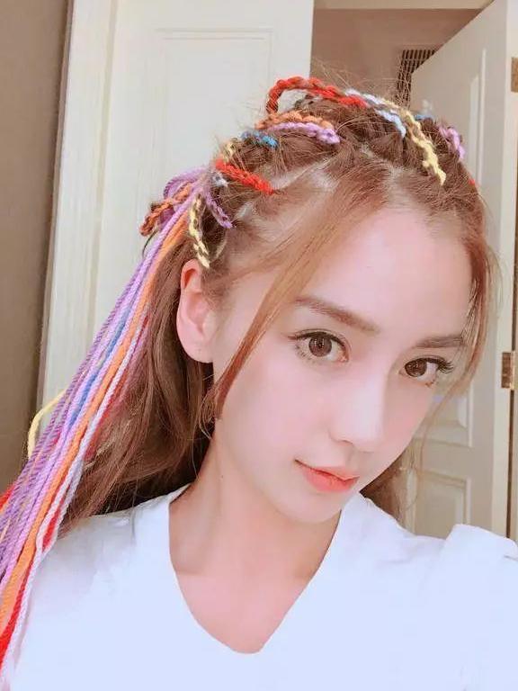 辫子是村姑专属？最全迪丽热巴Baby宣仪郑爽杨幂高级辫子盘点