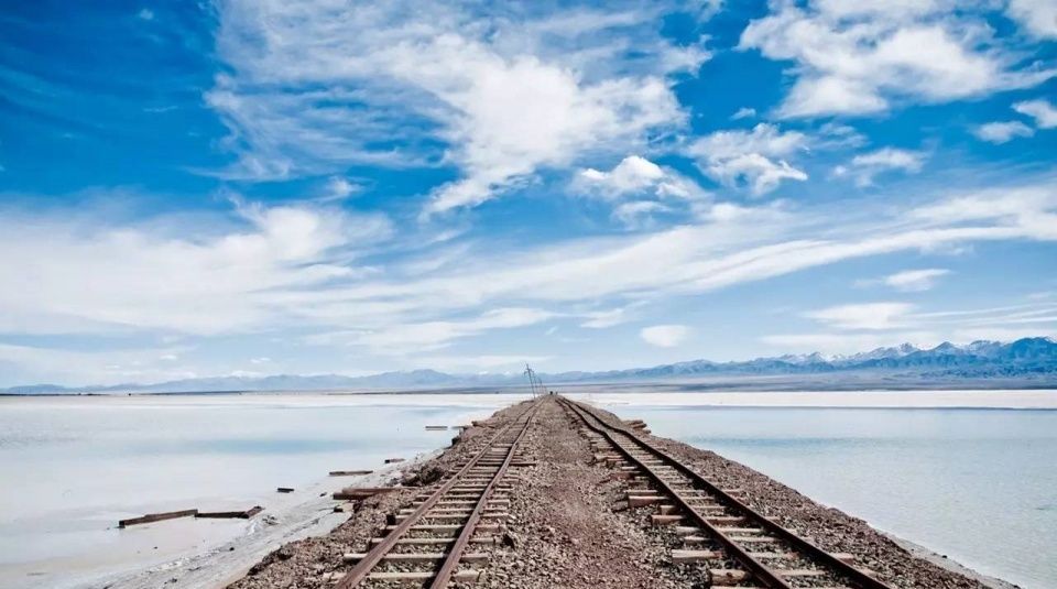  【人类】中国面积最大的盐湖，价值十二万亿，可供全世界人类食