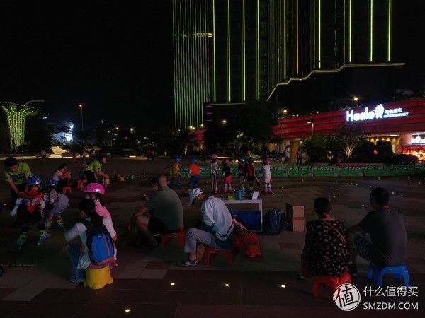 极速过气的换代机?新机来临前夕开箱回顾 小米 MIX 2