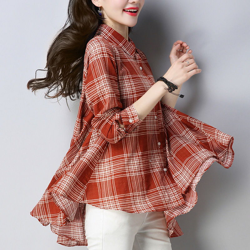 小个子别再买风衣了，不合适!今年流行洋气娃娃衫，美绝了