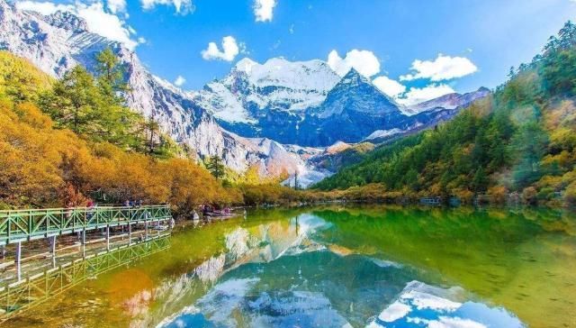 四川最“精华”的景点，比九寨沟还要美，却总是被人们“忽略”