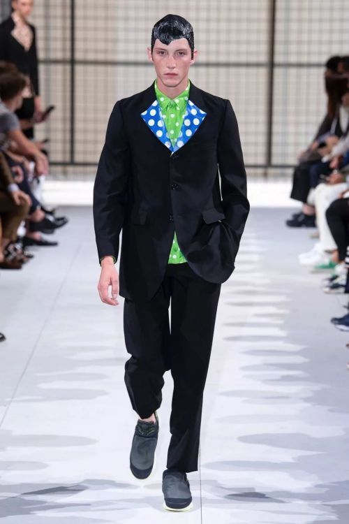 疯狂套装 川久保玲的男装设计不爱传统束缚