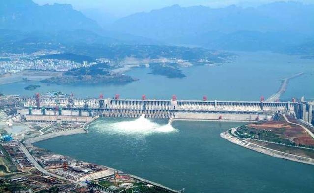 中国曾经人口最多的省份 1997年被一分为二 现在人口依然排前三