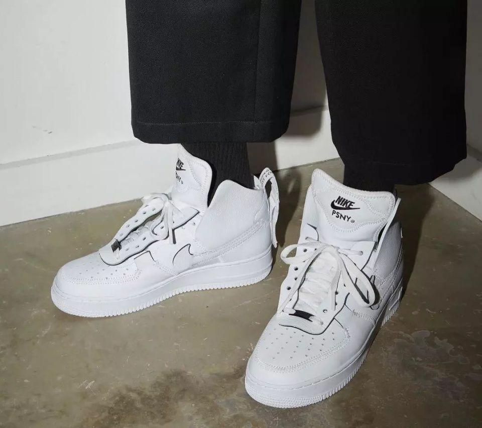 侃爷也有少女心，卡戴珊公布夜光350甜蜜由来|每周剁手