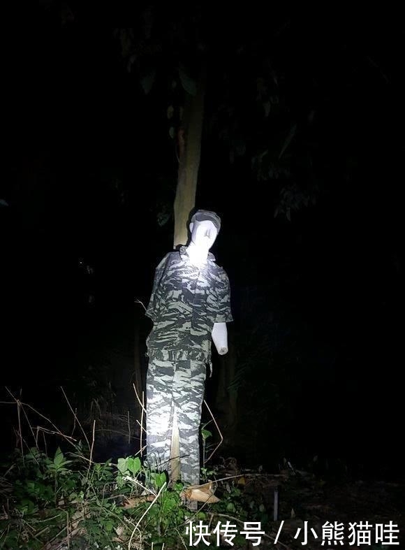  吓死人■缺德？为防止人“偷鱼”，水库边放置“水鬼”，钓鱼人：能吓死人