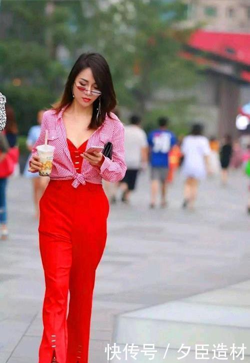  「美女」街拍，精致漂亮的时尚妹子，图三美女让人一见倾心