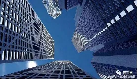 境遇不同！美国散户疯狂抄底比特币，中国币民的财富遭无情洗劫？