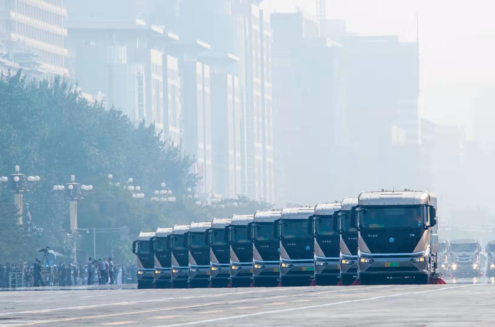  【阅兵】揭秘“阅兵零方阵”：阅兵前深度清洗长安街，将陆续投