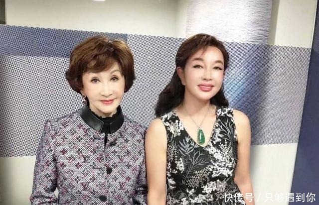 穿的时尚的图片