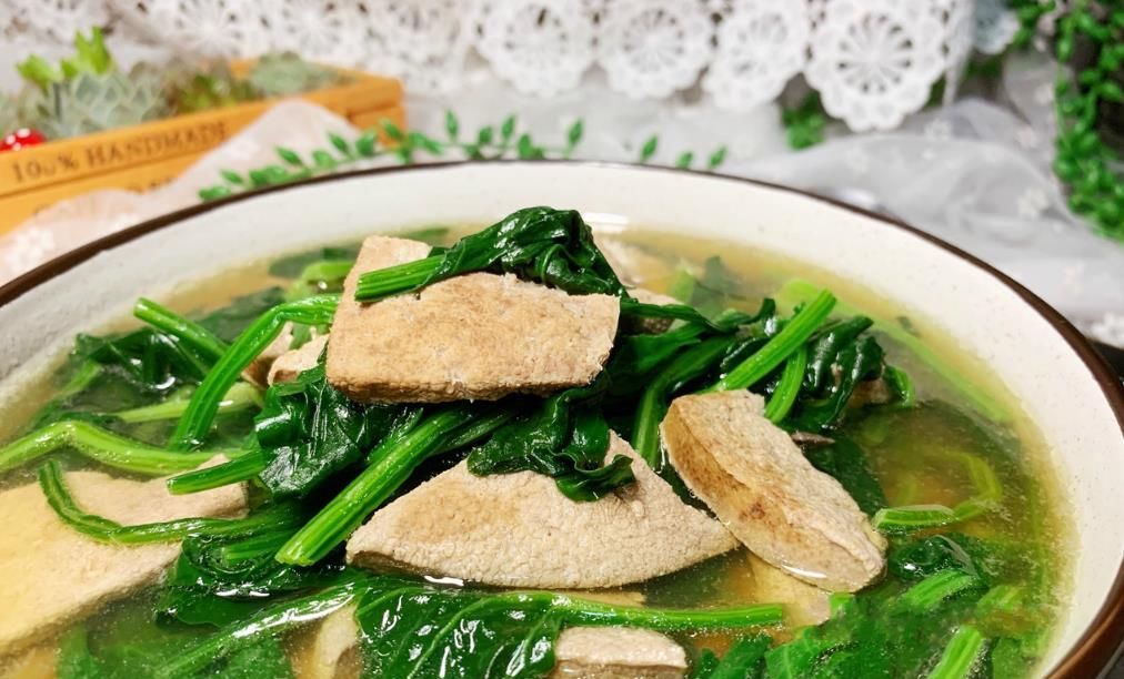 「孩子」眼睛近视,模糊?78岁老中医:常吃它,明目防近视,眼睛更明亮!