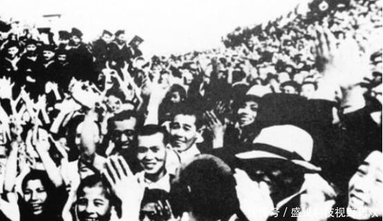  『胜利』1945年抗战胜利，开进东北地区的是哪三支部队，各有多少兵力
