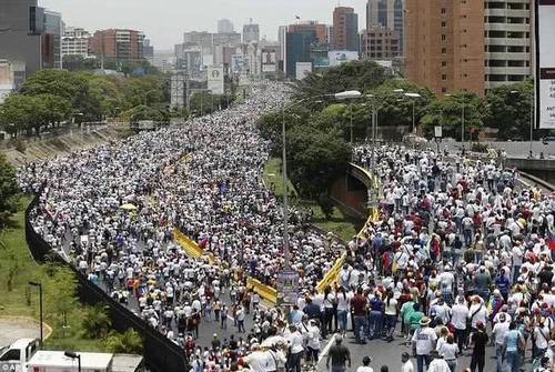 瓜伊多心腹叛变,哥伦比亚军事头领被逮捕,马杜