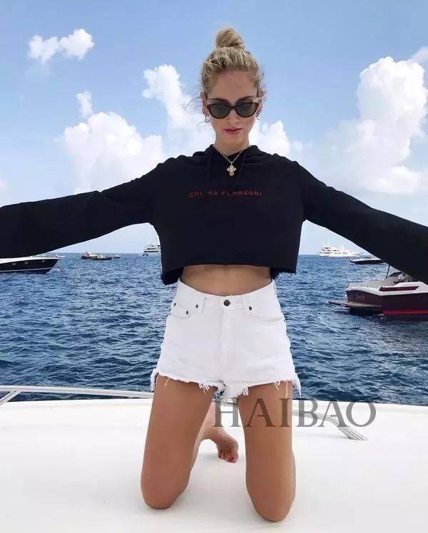 厉害| 不去健身房也能显瘦10斤的衣服找到了!还有点好看!