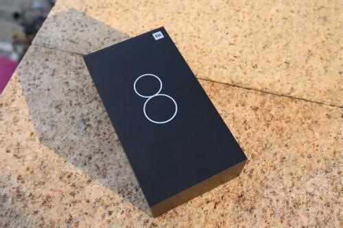 小米8产能曝光:这个备货量你还满意吗?