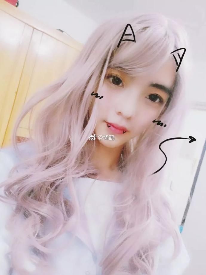  #去世#穿上萝莉装被爸妈发现后，哈哈哈哈我差点当场去世……