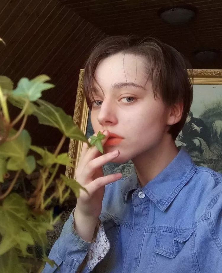 今秋头发越“短”越时髦，剪了的人都美翻了!