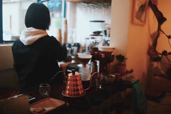 东一院内，静谧之间的欢喜