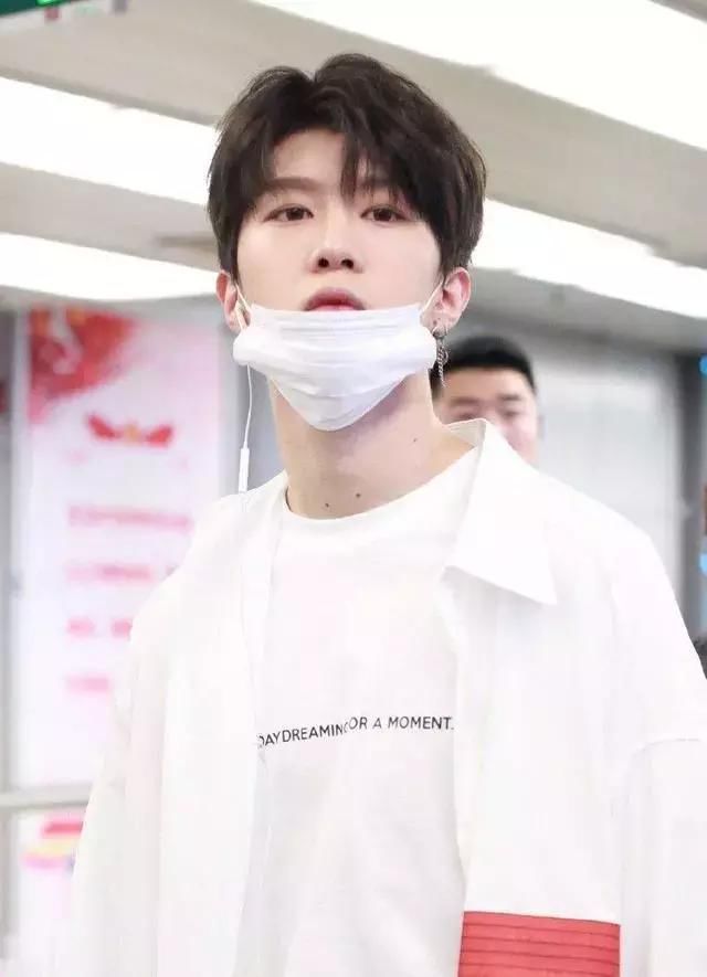 范冰冰插手范丞丞换助理一事，事后粉丝还原真相