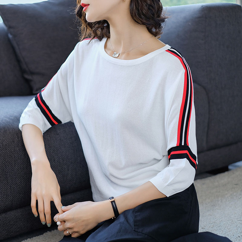 身材丰满的女人别错过,紧身打底衫,穿出万种风情,尽显完美曲线