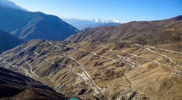 为啥很多人跑川藏线的时候不关油箱？知情人：故意这么做的！