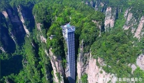 国内第一高户外电梯，垂直高差335米，耗资1.8亿人民币！