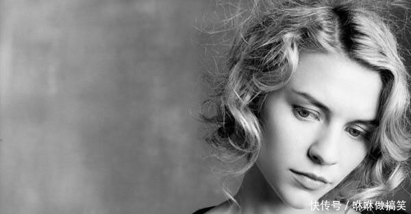 「不想」拒演《泰坦尼克号》，曾是小李子第6任女友，怕尴尬还是不想演？